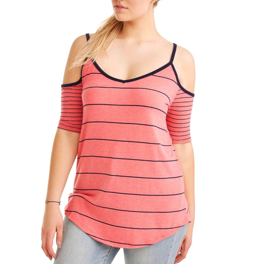 🆕️Cold Shoulder Tee